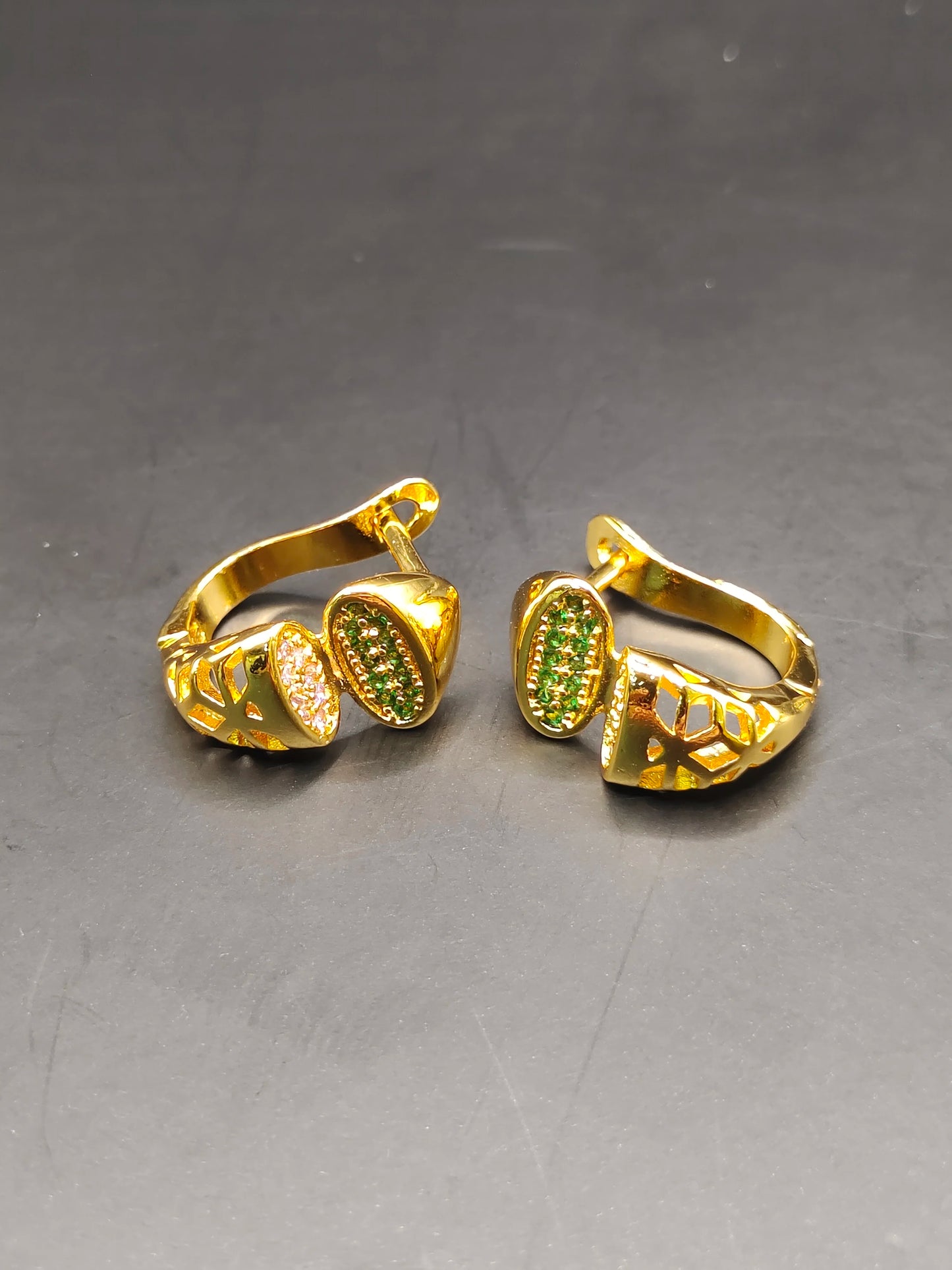 Dubai 24k 4pcs Women's Jewelry Set. Luxury Plated Gold Copper Zircon
