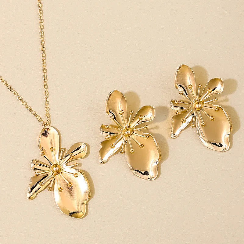 Korean Fashion Designer Enamel Flower Necklace Set