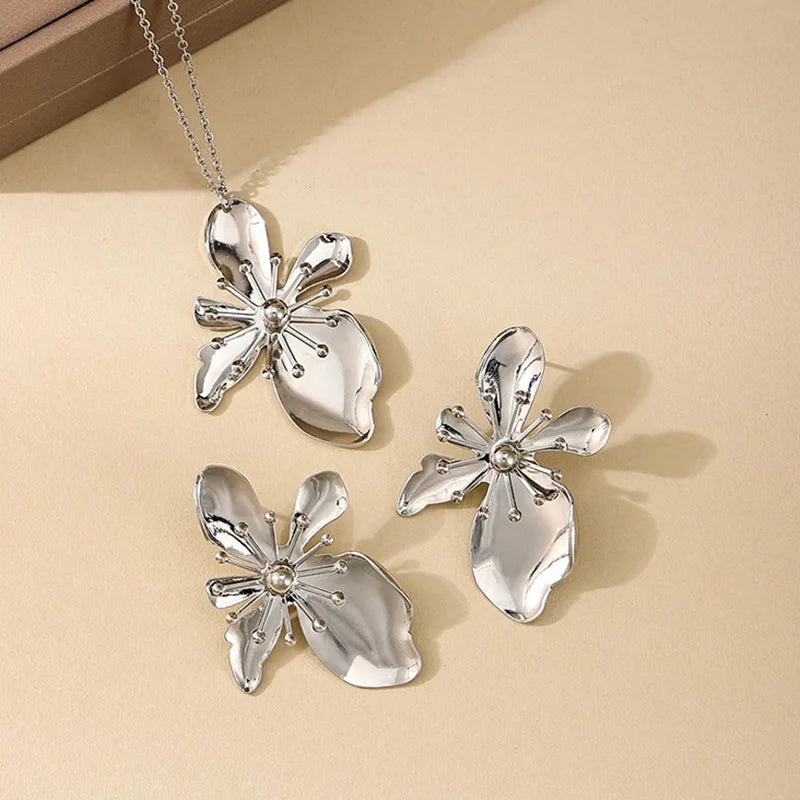 Korean Fashion Designer Enamel Flower Necklace Set