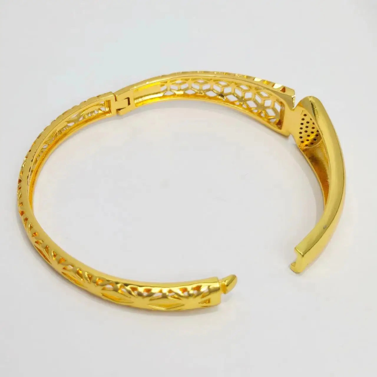 Dubai 24k 4pcs Women's Jewelry Set. Luxury Plated Gold Copper Zircon